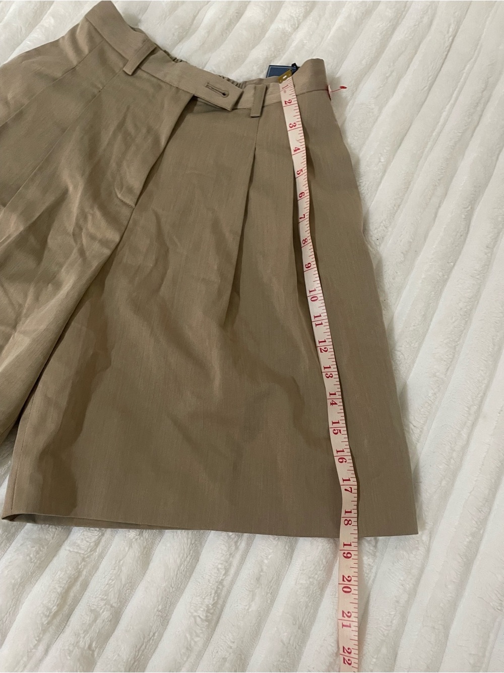 J.inc High-Waist Pleated Women’s Shorts - Tan - Picture 6 of 12